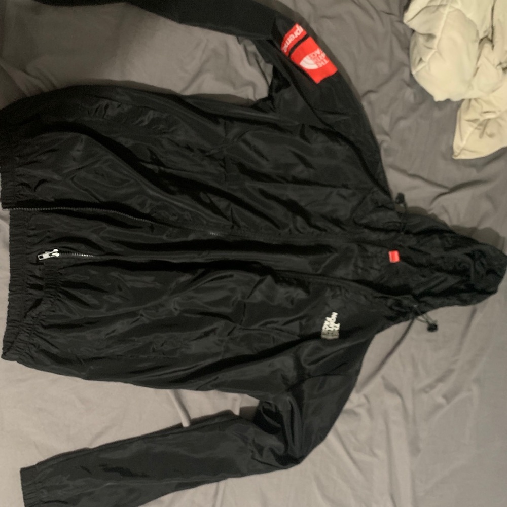 Men’s small supreme x north face windbreaker
